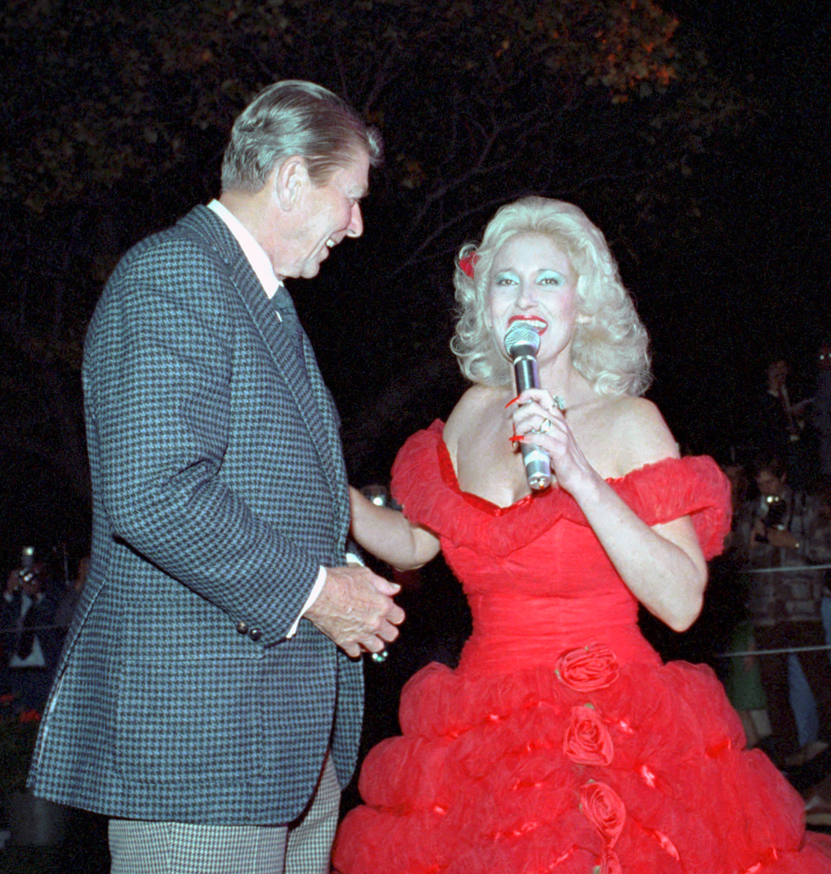 ronald_reagan_tammy_wynette.jpg